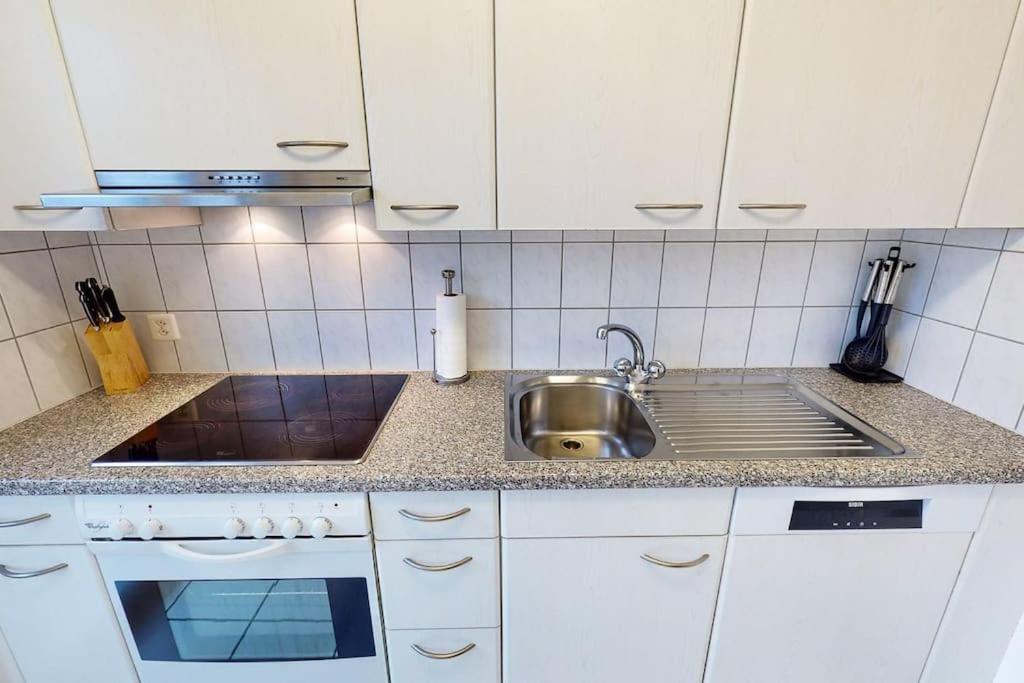 Bright 1 Bedroom Flat In The City Centre Цюрих Экстерьер фото
